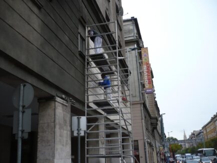 Homlokzat festés, Bp Corvin sétány
